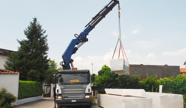 Portes de camión para construcción y reformas en Ibiza